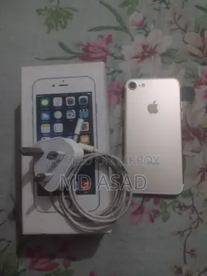 Apple iPhone 7 128 GB Gold