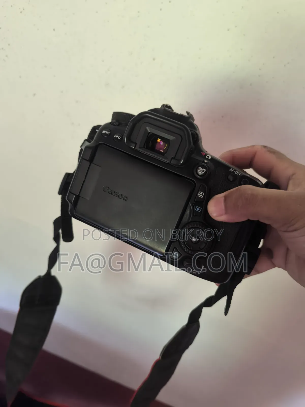 Canon 70d With 75-300 Zoom Lens