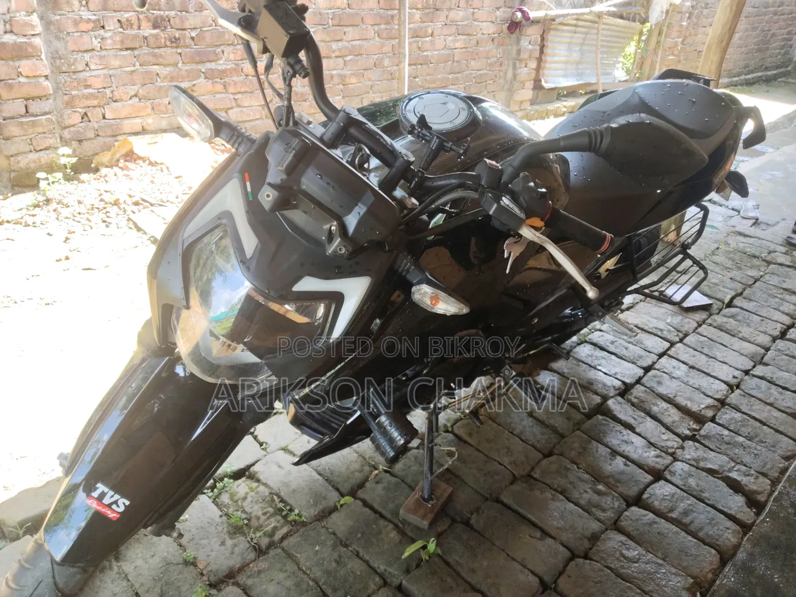 New TVS Apache RTR 160 4V 2024 Black