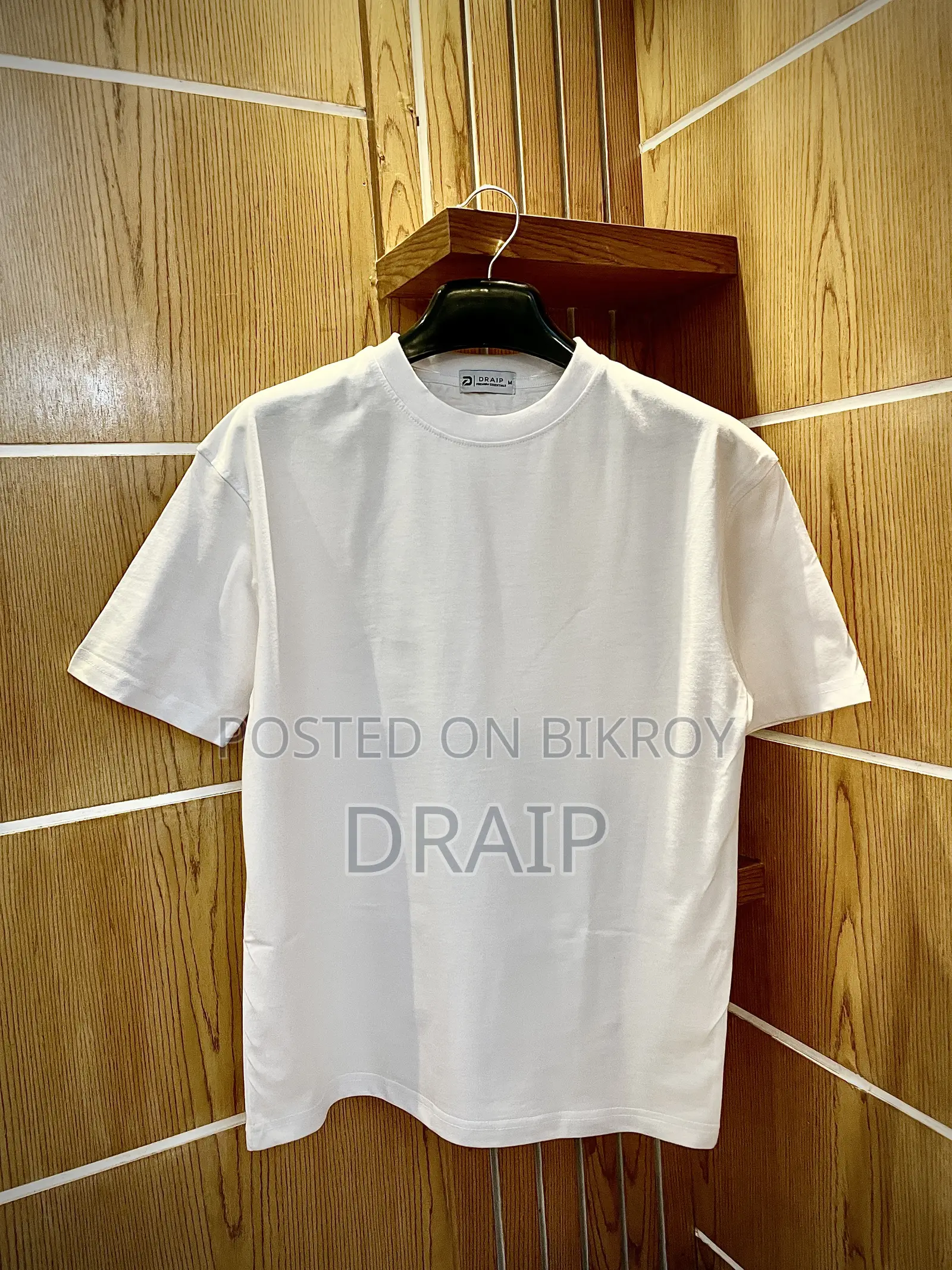 Get Your Summer Tee, on Flat 10% Discount