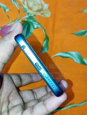 Tecno 4 GB Black