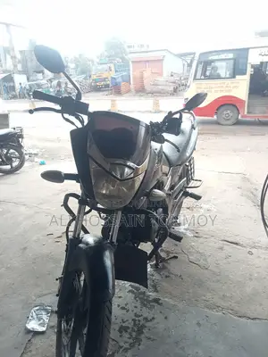 Honda CB 2010 Black