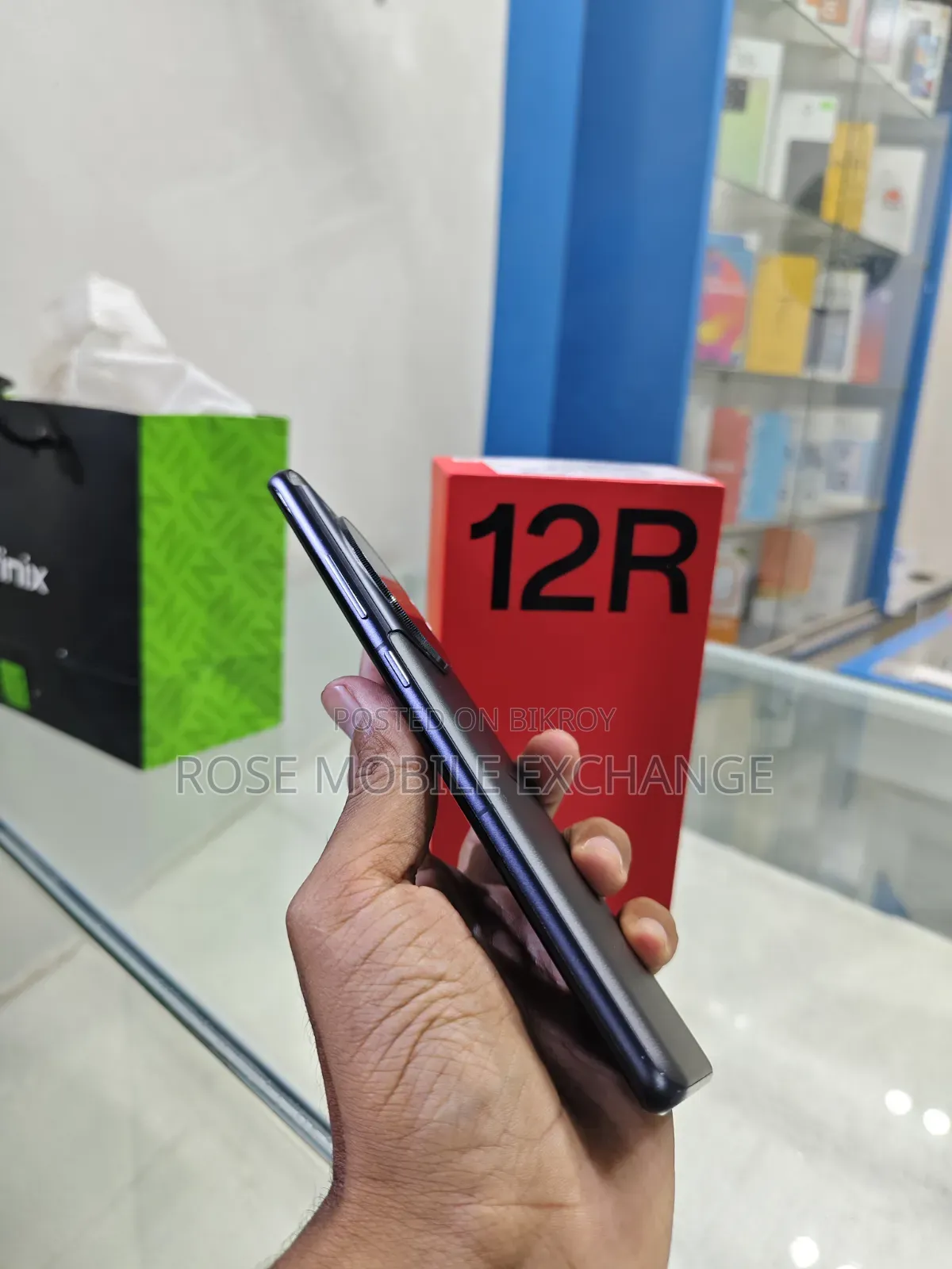 New OnePlus 128 GB Black