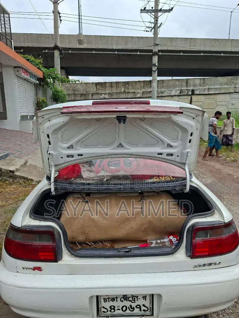 Toyota Carina 1994 White