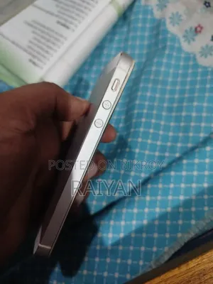 Apple iPhone 5 32 GB White