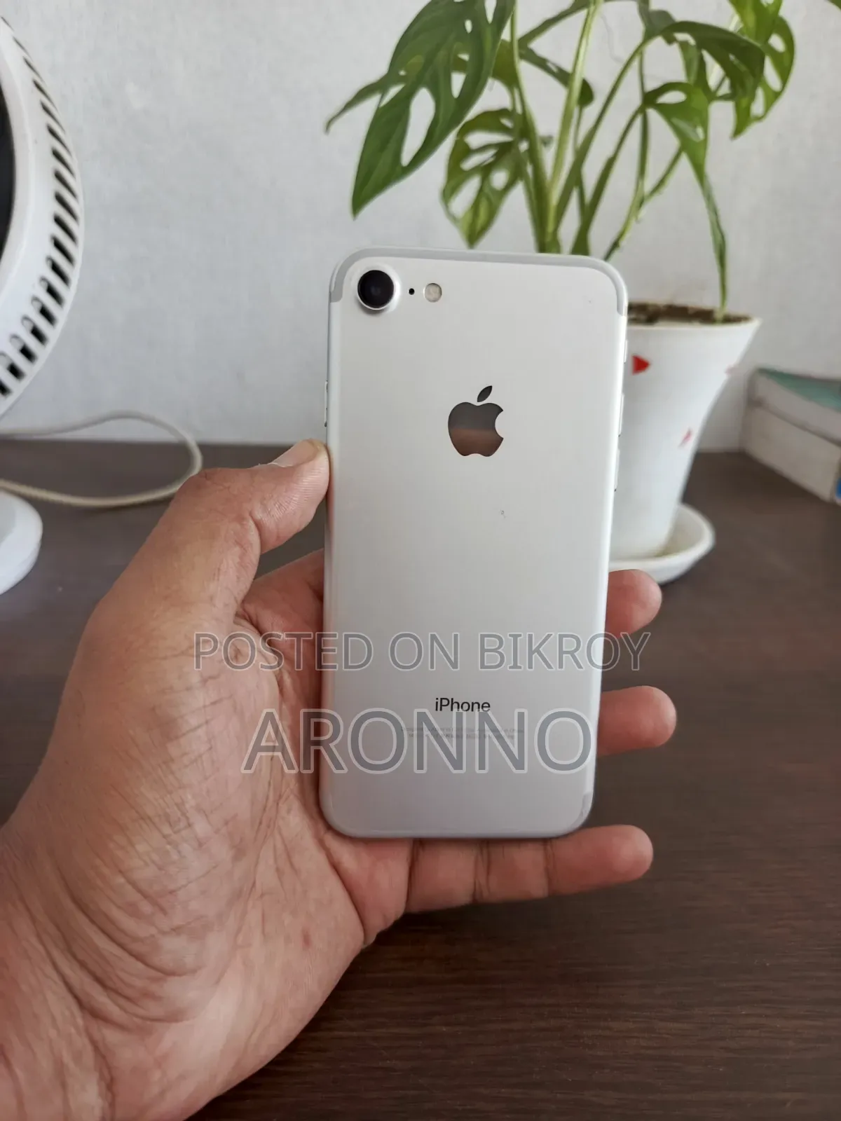 Apple iPhone 7 32 GB White