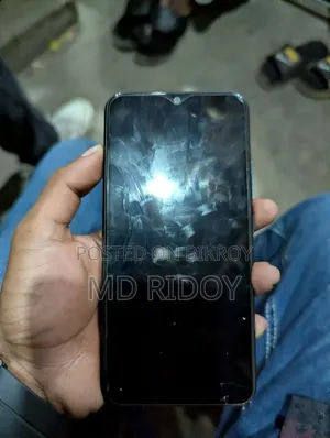 Vivo Y11 32 GB Blue