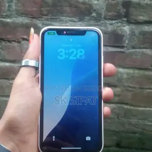 Apple iPhone XR 128 GB White