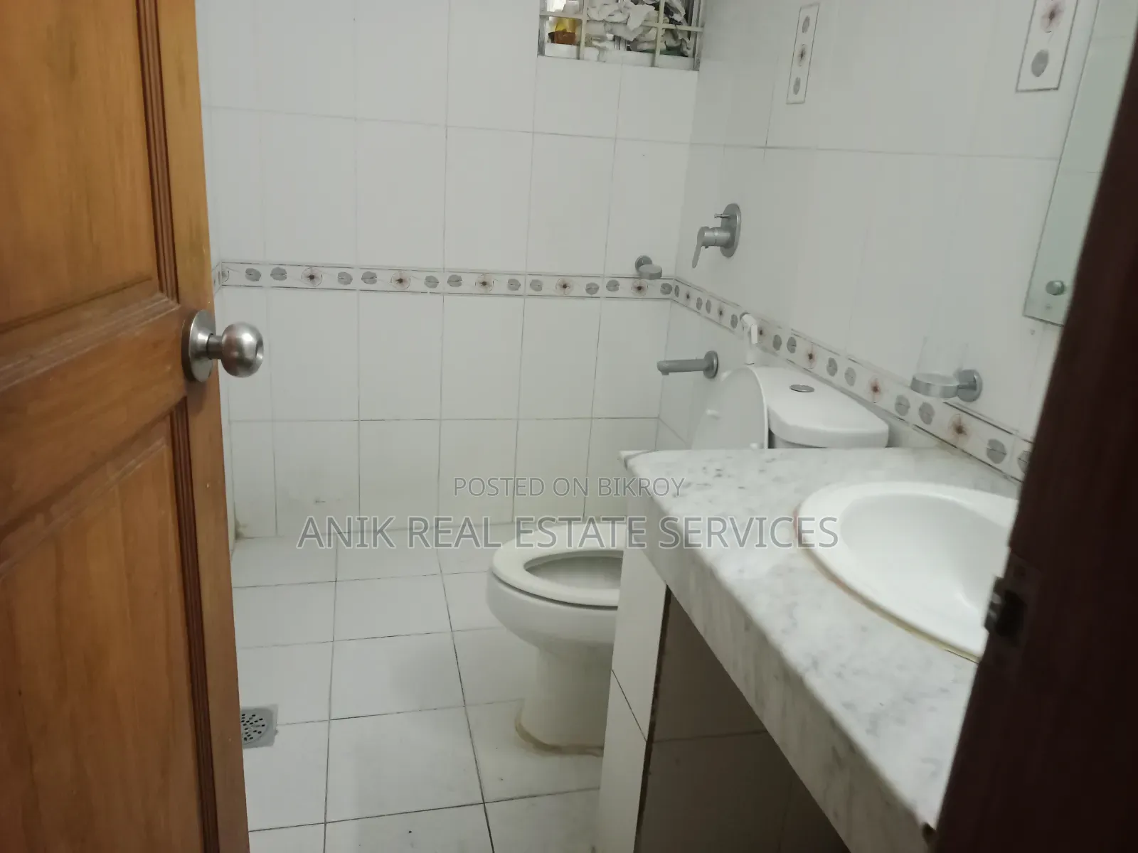 3-bedroom Apartment in Anik Real Estate, Gulshan for rent