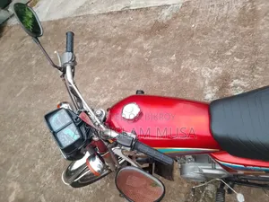 নতুন হোন্ডা এক্সএল ১২৫ ২০১৬ লাল
