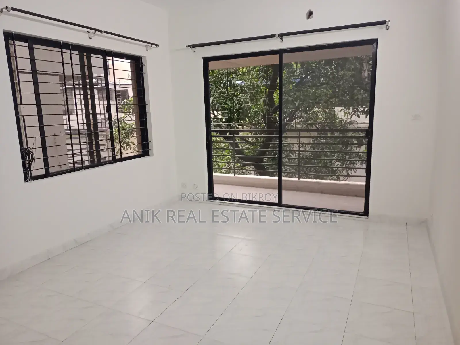 গুলশানের অনিক রিয়েল এস্টেটে ৩ বেডরুমের অ্যাপার্টমেন্ট ভাড়ার জন্য