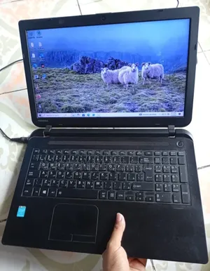 Laptop Toshiba 4GB Intel SSD 128GB
