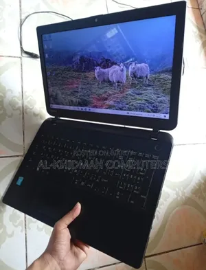 Laptop Toshiba 4GB Intel SSD 128GB