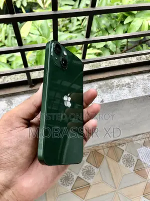 Apple iPhone 13 128 GB Green
