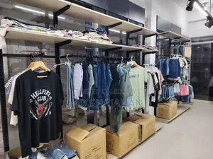 Showroom Full Decorated Sell