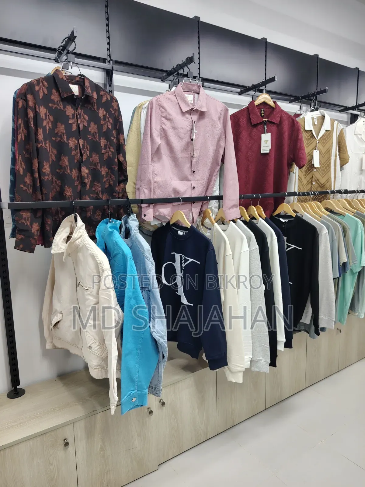 Showroom Full Decorated Sell