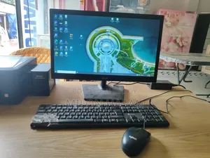 Desktop Computer Gigabyte GB-BACE-3150 4GB Intel Core I5 SSD 128GB