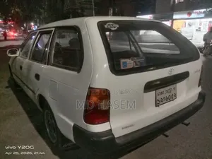 টয়োটা করোলা ১৯৯২ সাদা