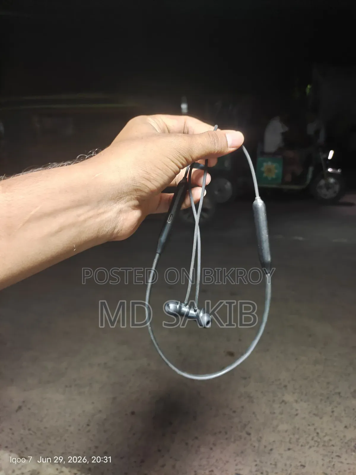 Neckband Headphones