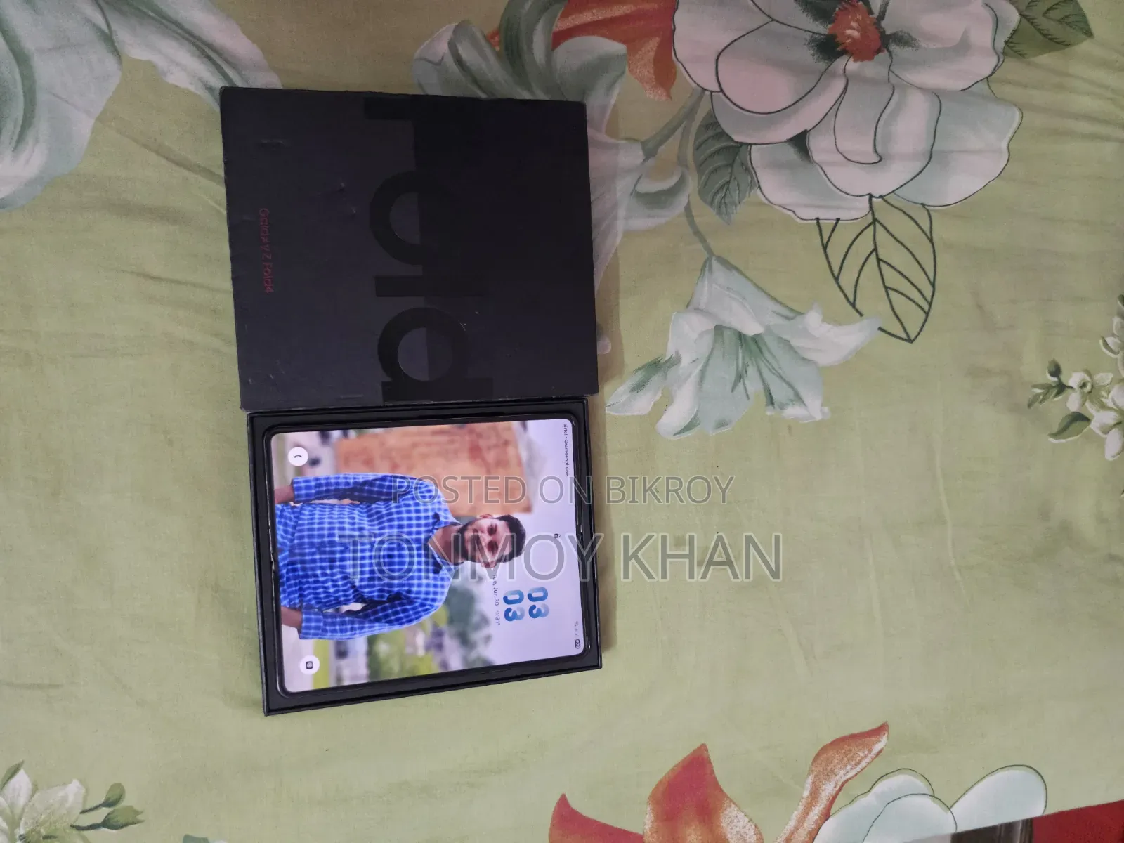 স্যামসাং গ্যালাক্সি জেড ফোল্ড৪ ২৫৬ জিবি ব্রোঞ্জ