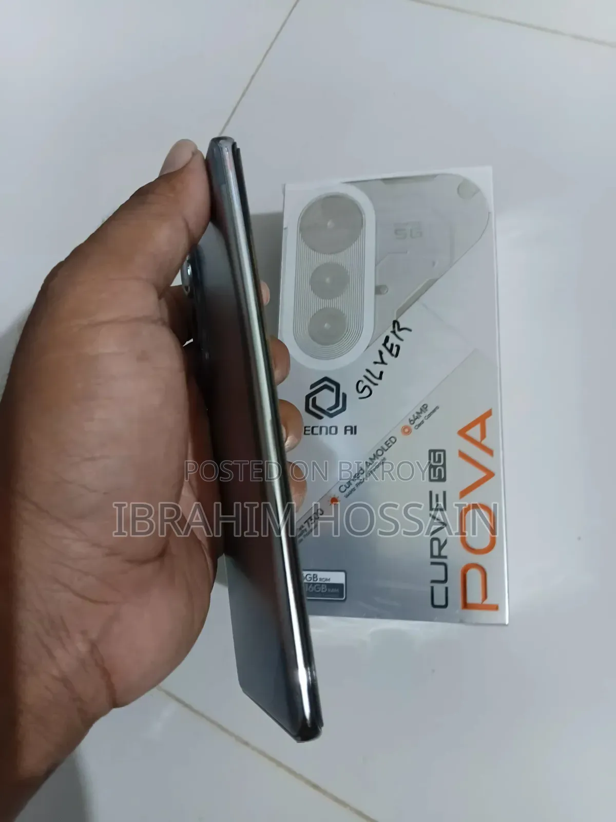 Tecno Pova Curve 256 GB Silver