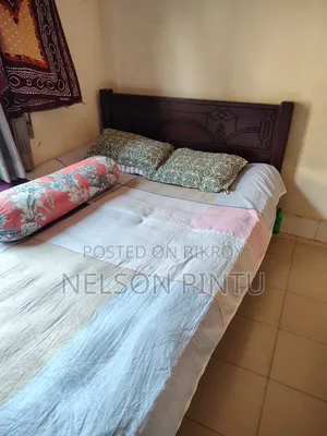 বোর্ড খাট
