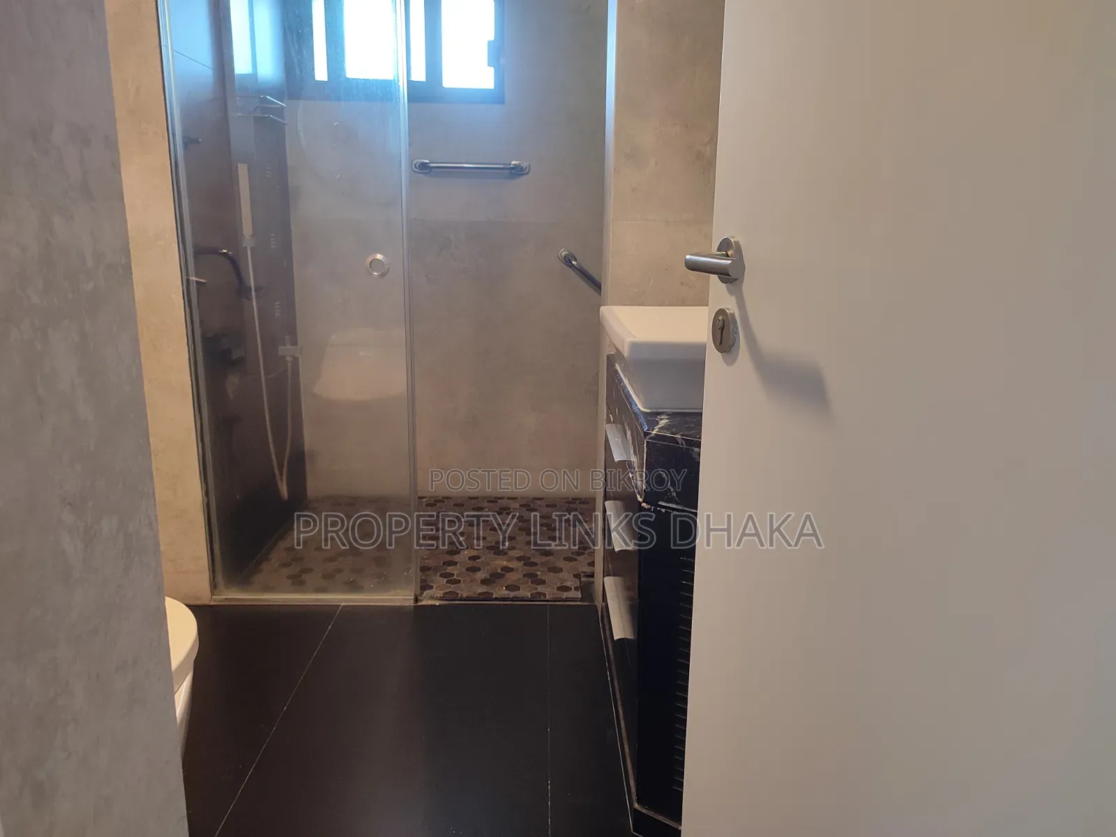 Furnished 3bdrm Apartment in Property Links Dhaka, Gulshan for rent