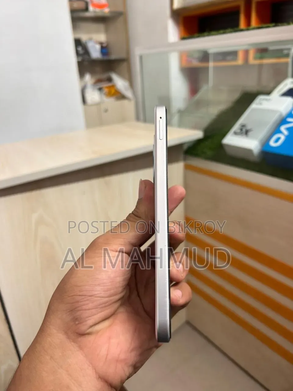 New Vivo 128 GB White