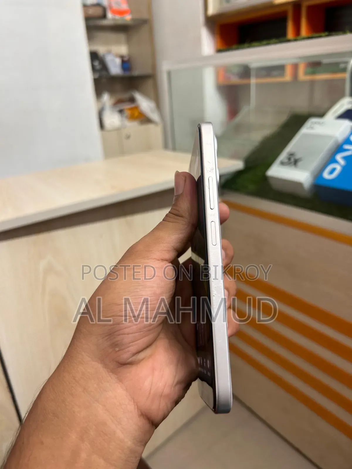 New Vivo 128 GB White