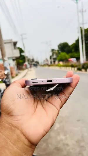 New Samsung Galaxy A35 128 GB Purple