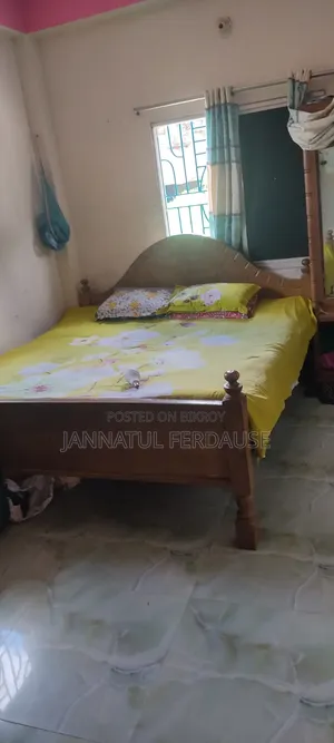 Wooden Bed 6/7