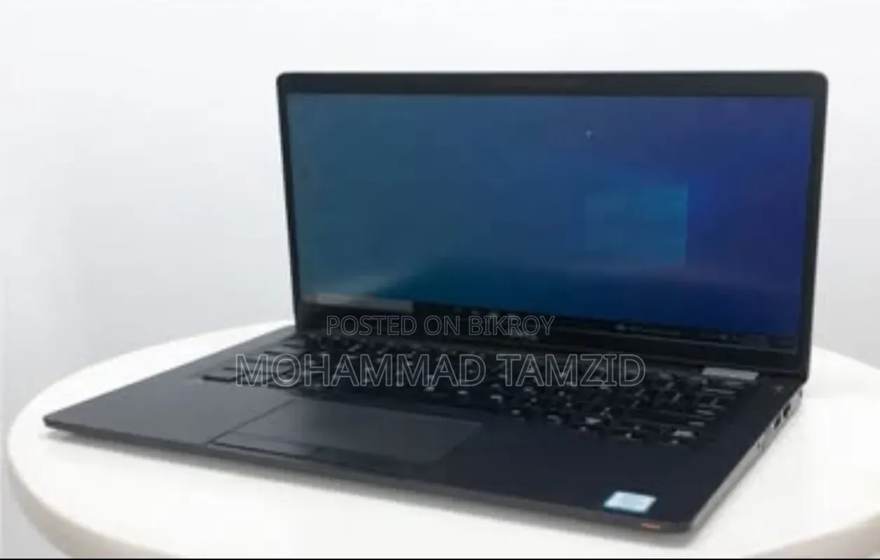 Laptop Dell Latitude 5300 2-in-1 8GB Intel Core I5 SSHD+SSD 256GB