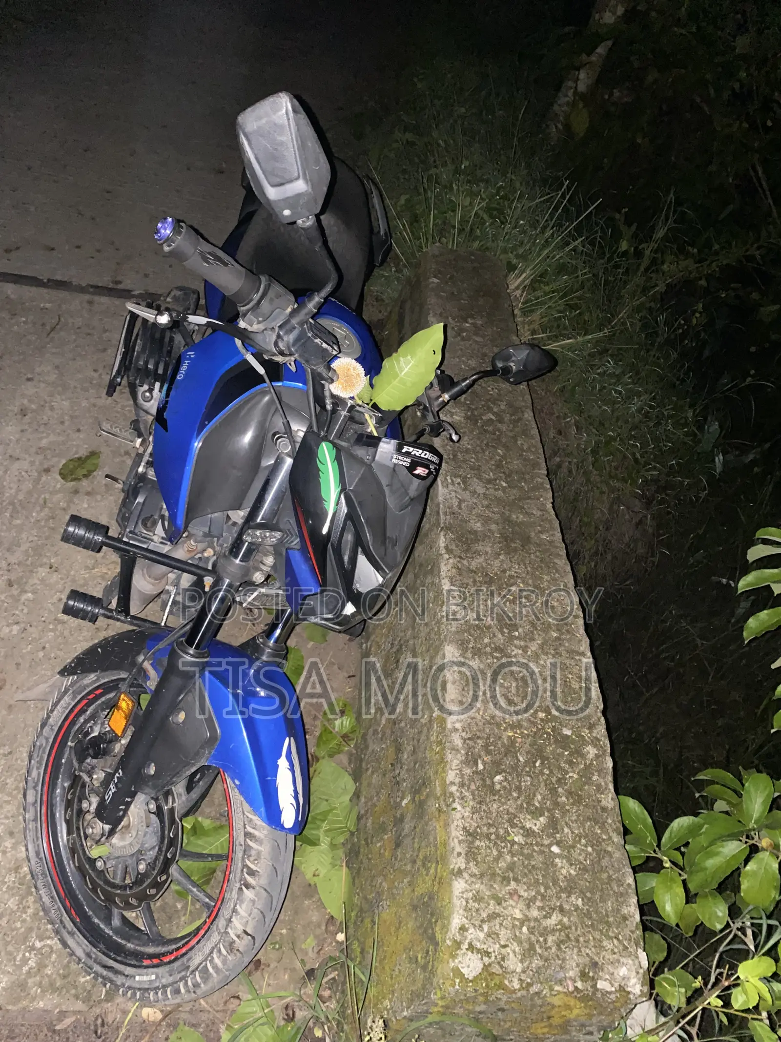 Hero Thriller 160R 2021 Blue