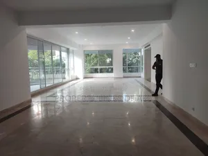 4-bedroom Apartment in Property Links Dhaka, Gulshan for rent