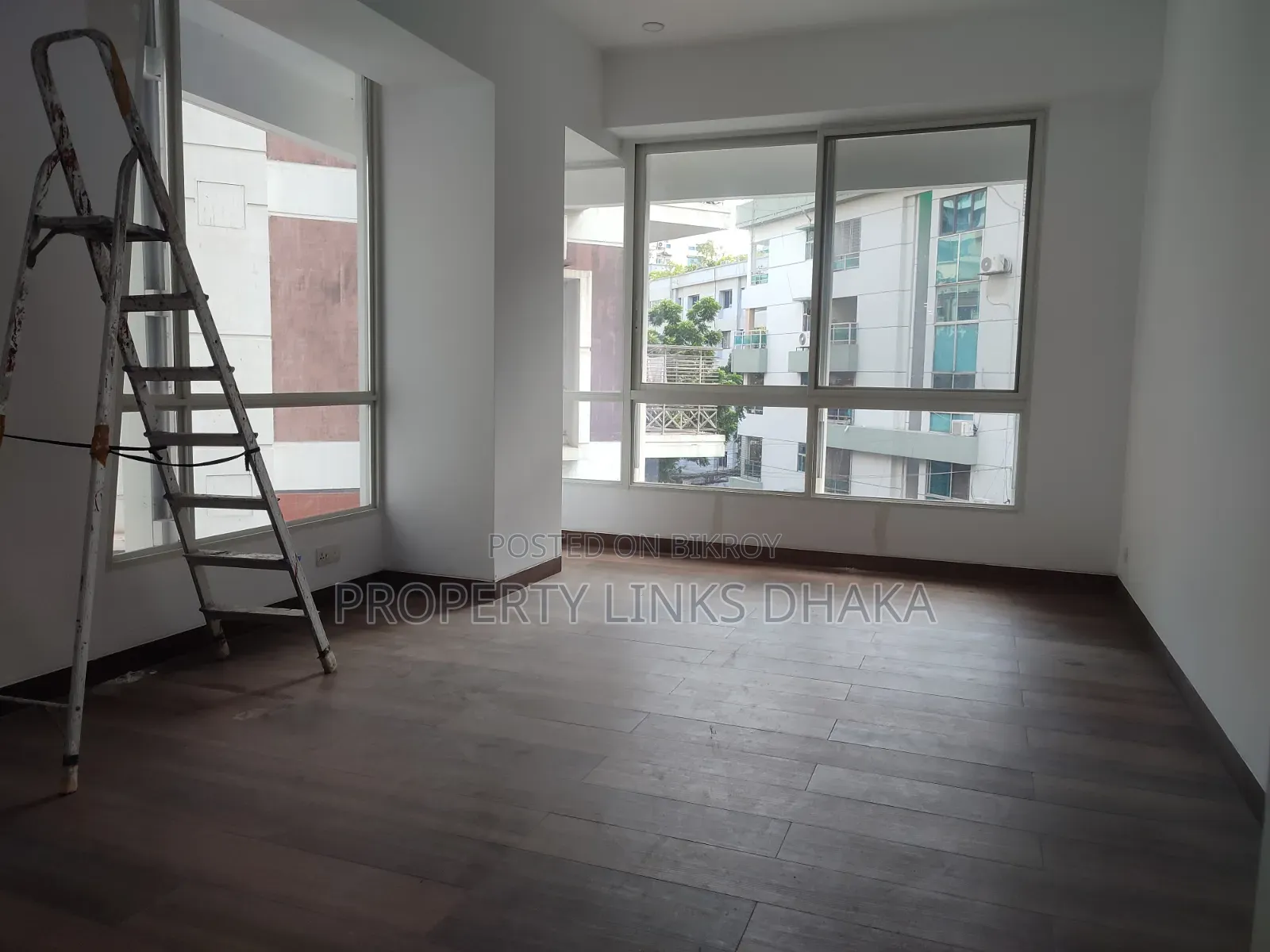 4-bedroom Apartment in Property Links Dhaka, Gulshan for rent