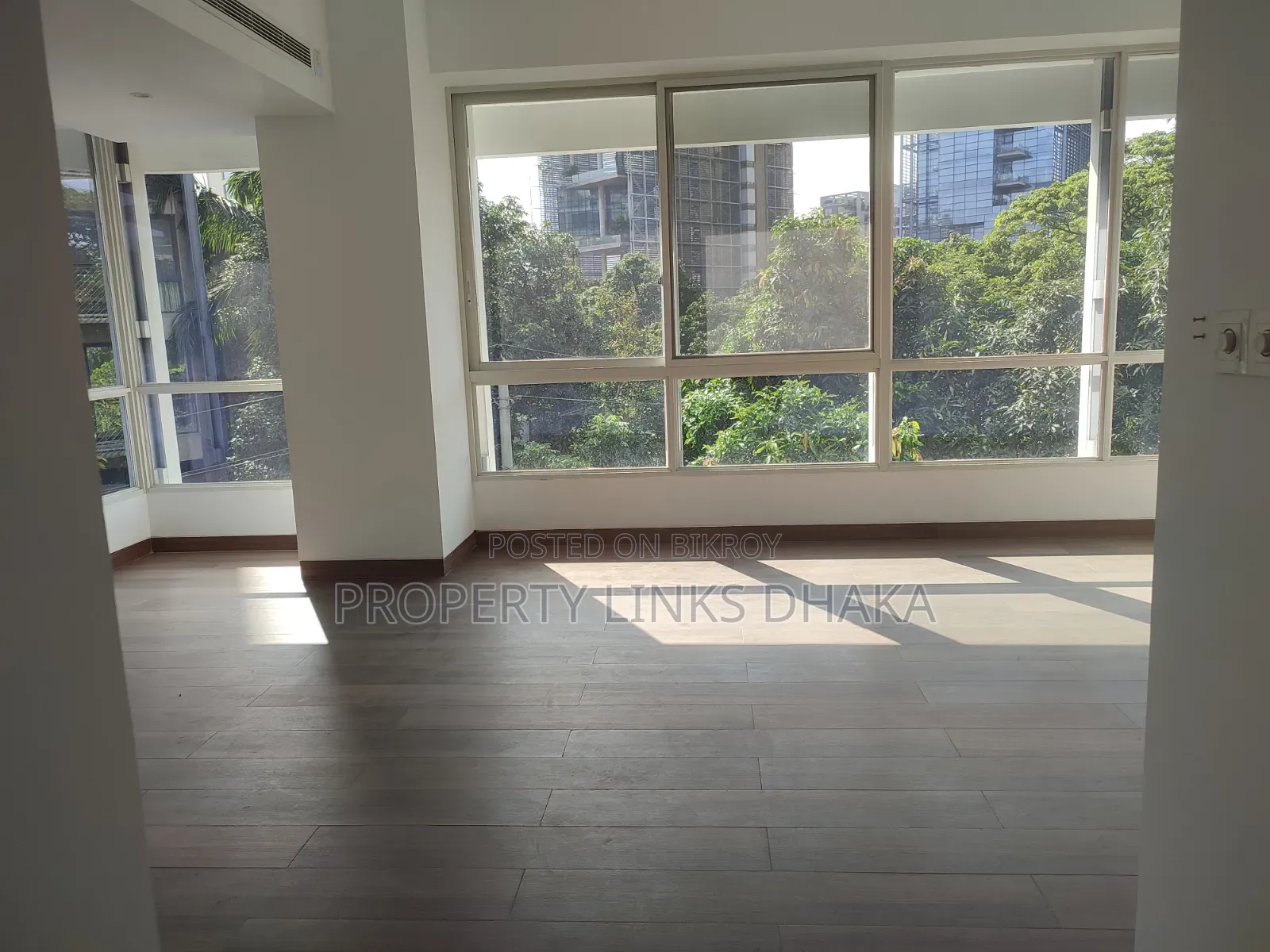 4-bedroom Apartment in Property Links Dhaka, Gulshan for rent