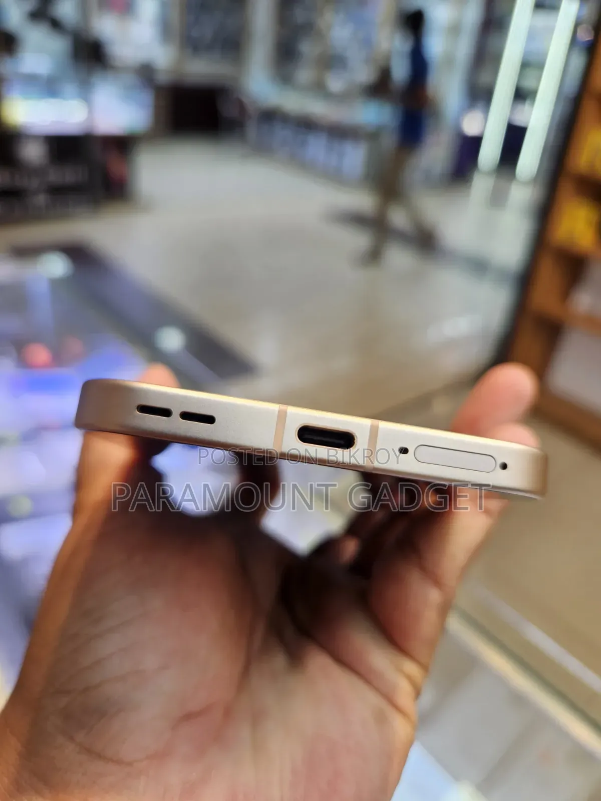নতুন Oppo Reno15 Pro 5G ২৫৬ জিবি