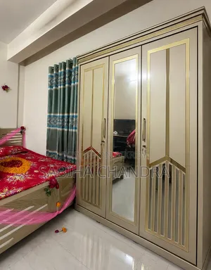 1 Bed 1 Wardrobe