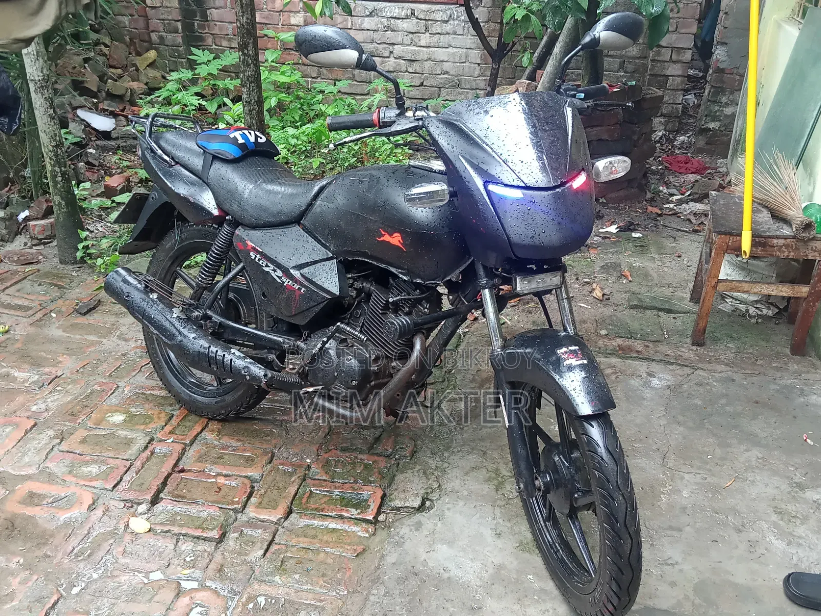 TVS 2012 Black