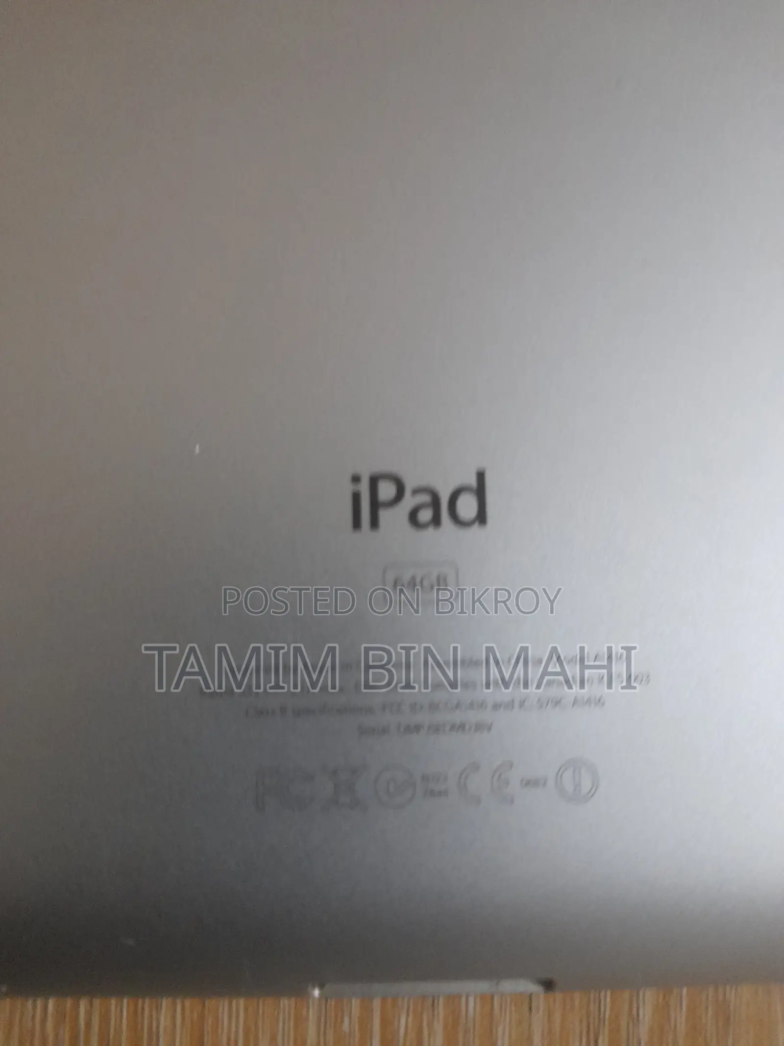 New Apple iPad 2 Wi-Fi 64 GB Silver