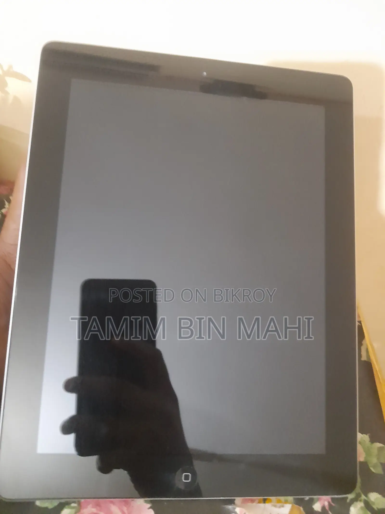 New Apple iPad 2 Wi-Fi 64 GB Silver