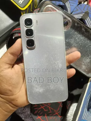 Infinix Hot 60 Pro 128 GB Silver