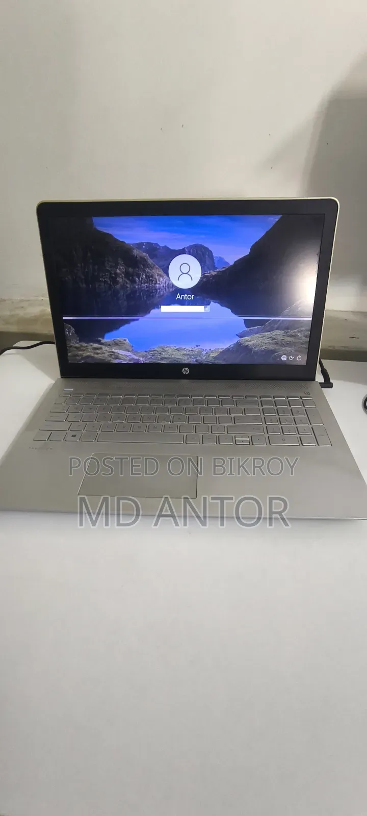Laptop HP Pavilion 15 8GB Intel Core I5 HDD+SSD 1T