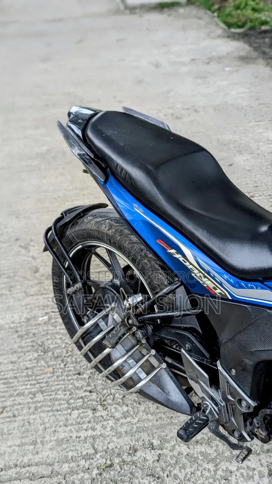 Honda Hornet 2018 Blue