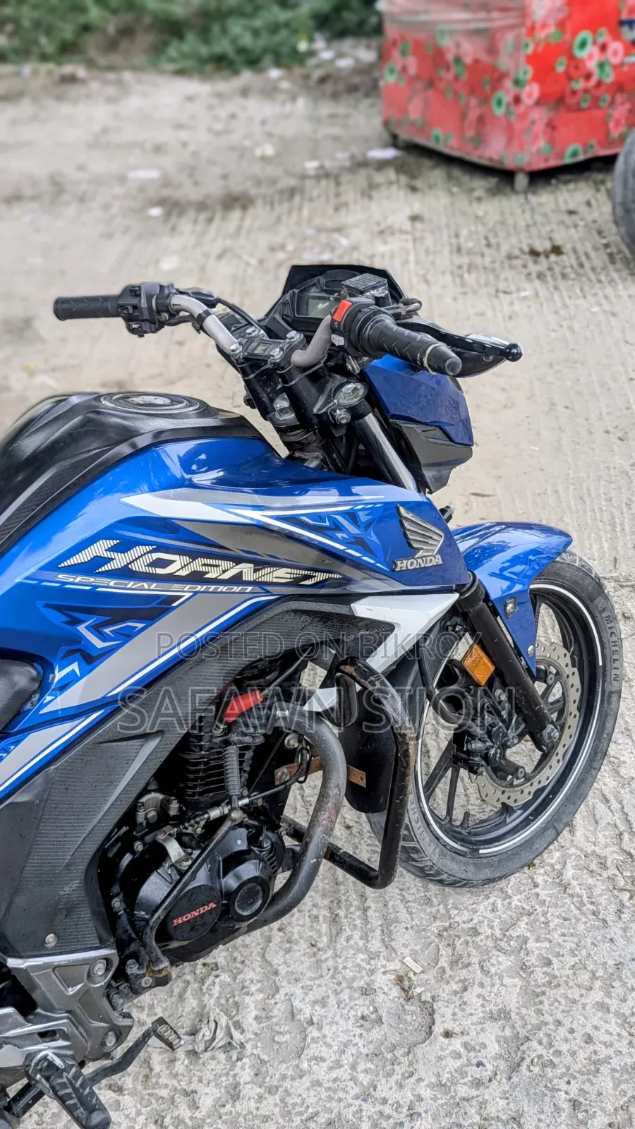 Honda Hornet 2018 Blue