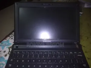 Laptop Samsung N150 2GB Intel Atom HDD+SSD 256GB