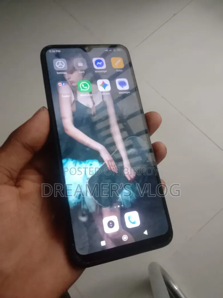 মোবাইল ফোন ৬৪ জিবি কালো