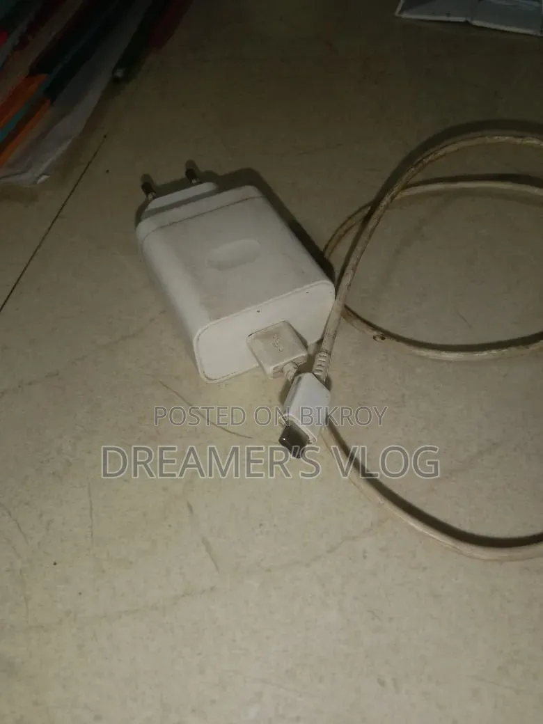 মোবাইল ফোন ৬৪ জিবি কালো