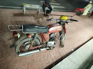 Yamaha 1994 Red