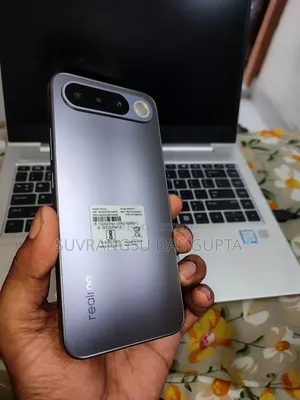 রিয়েলমি ১৬ ২৫৬ জিবি ব্ল্যাক